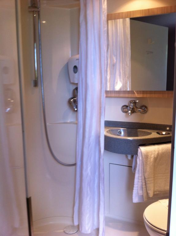 Premiere Classe Geneve - Saint Genis Pouilly Экстерьер фото